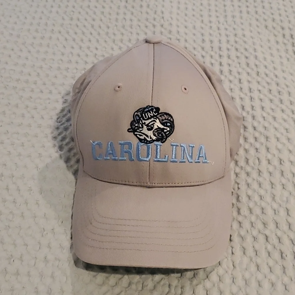 University of North Carolina Tarheels Adjustable Hat - Picture 1 of 6
